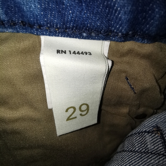 Tortoise Denim Jeans Straight Leg Distressed Light wash Size 29 *RARE* - Picture 10 of 11